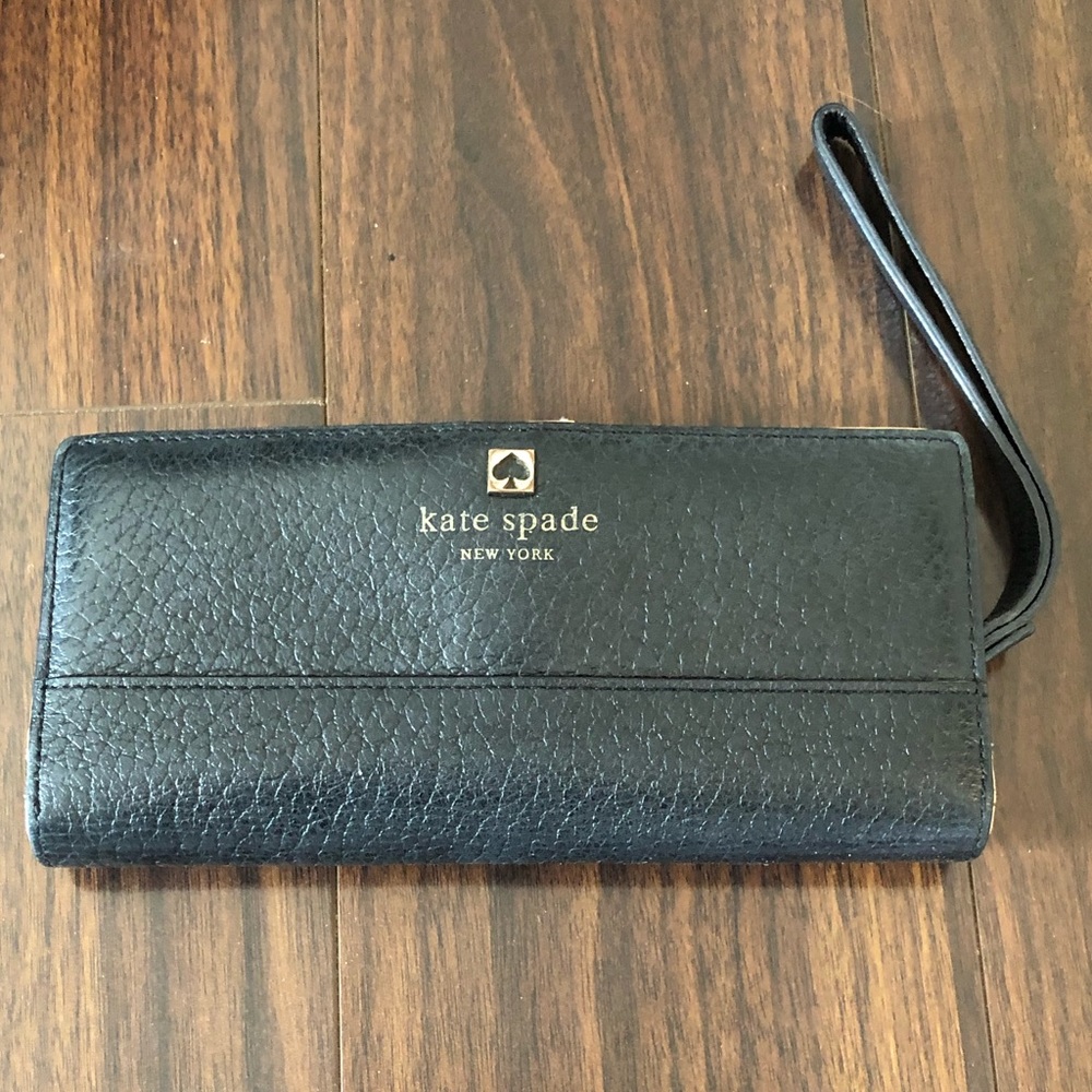 Kate Spade black wristlet